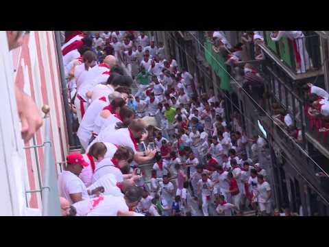Famous Spanish bull run kicks off