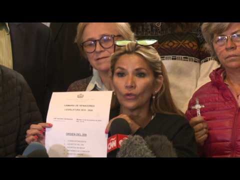 Interim president-in-waiting speaks outside Bolivia congress