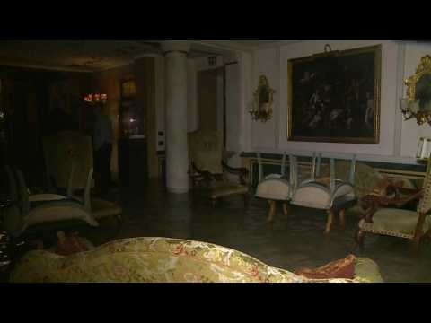 Flooded palace as record high tide hits flooded Venice