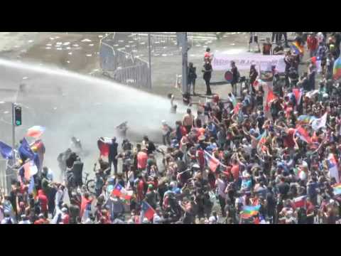 Protests in Chile's capital continue