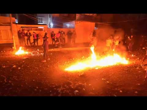Iraqi protesters clash with security forces in Iraq's city of Karbala