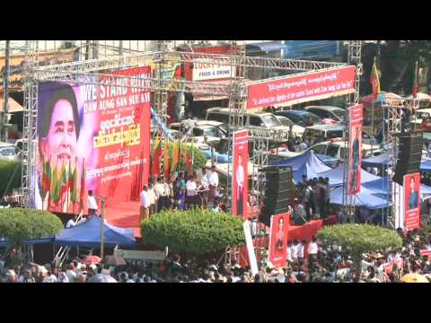 Supporters of Aung San Suu Kyi rally ahead of ICJ case