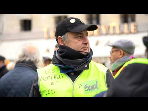 'Yellow vests' gather in Paris for 59th week of protests