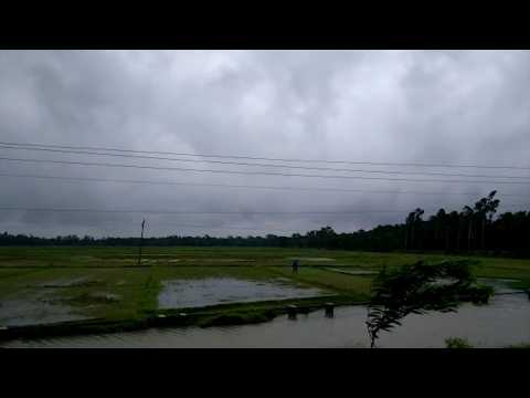 Super cyclone: strong winds in Midnapore, India