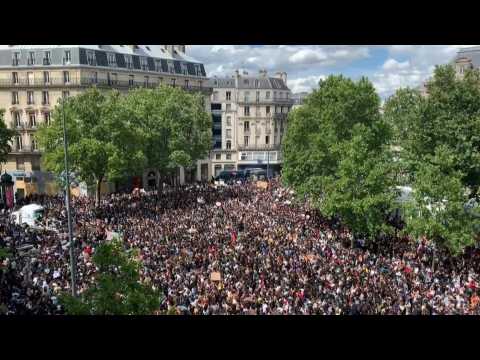 Huge crowds fill the streets of central Paris in anti-racism march