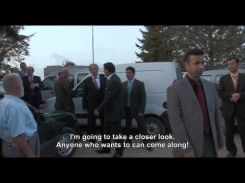 Polluting Paradise - Extrait 3 - VO - (2012)