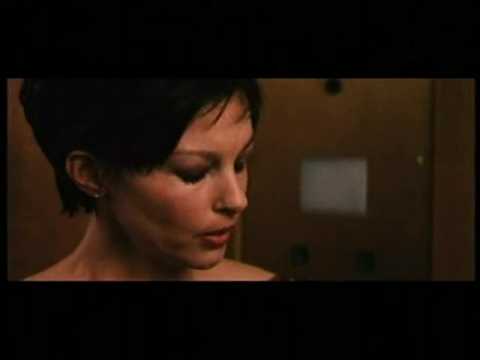 Crimes et pouvoir - Extrait 6 - VO - (2002)