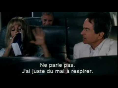 Potins mondains et amnésies partielles - Extrait 5 - VO - (2001)