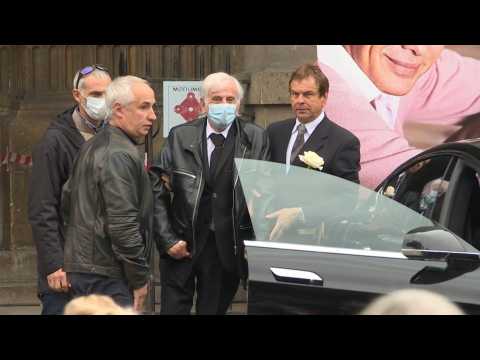 Jean-Paul Belmondo attends funeral of French comedian Guy Bedos