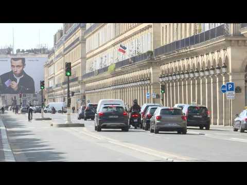Central Paris slowly springing back to life as lockdown lifted