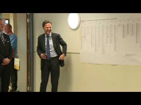 Dutch PM casts his vote for European elections