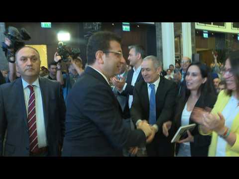 Istanbul's deposed mayor launches municipal re-run campaign (2)