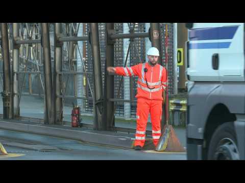 Lorries travel on Eurotunnel before Brexit transition period ends