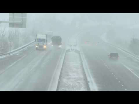 Snow falls on French city of Strasbourg, alert level raised