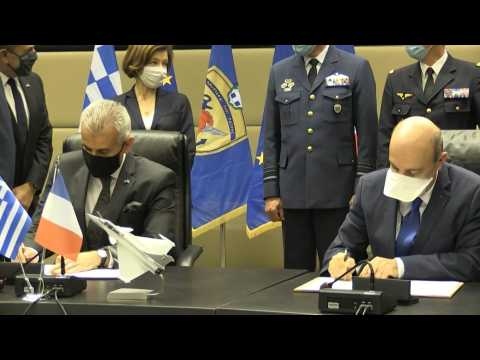 Greece, France sign warplane deal in message to Turkey