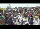 Indian farmers continue protest over agricultural reforms