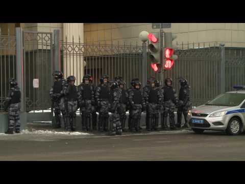 Heavy police presence as Moscow court to decide on lengthy sentence for Navalny