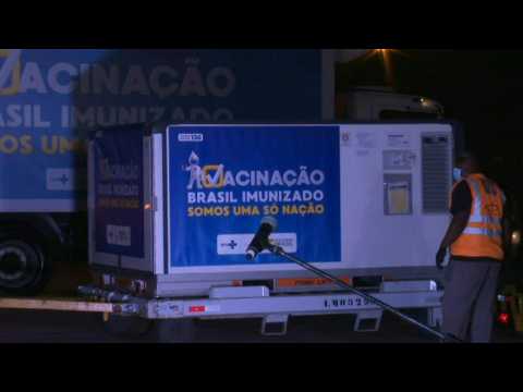 Two million doses of Covid-19 vaccine arrive in Rio de Janeiro