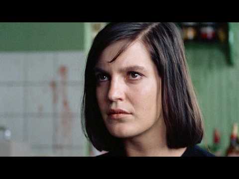 Distant Voices - Bande annonce 1 - VO - (1988)