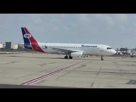 Huthi rebel prisoners arrive at Aden airport as prisoner swap kicks off