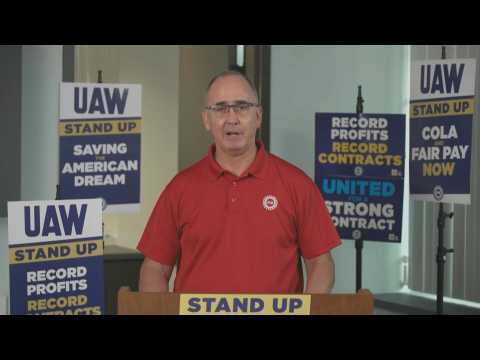 US auto union chief calls on 7,000 more members to strike