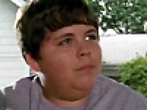 12 and Holding - Extrait 1 - VO - (2005)