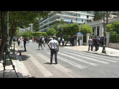 Greek ministers arrive for swearing in ceremony of new cabinet