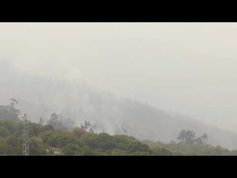 Tenerife wildfire rages out of control