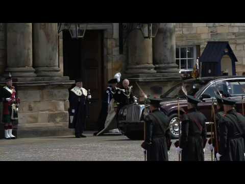 Charles and Camilla set off for Scottish coronation celebrations