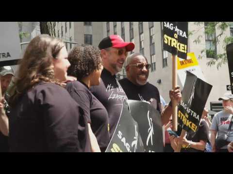 Actor Jason Sudeikis joins picket line outside NBC in New York