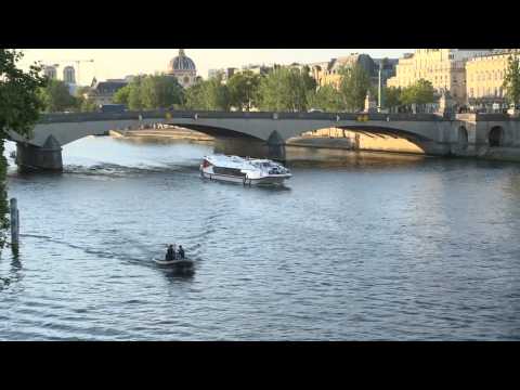 Paris Olympics : technical test on the river Seine, one year ahead of opening ceremony