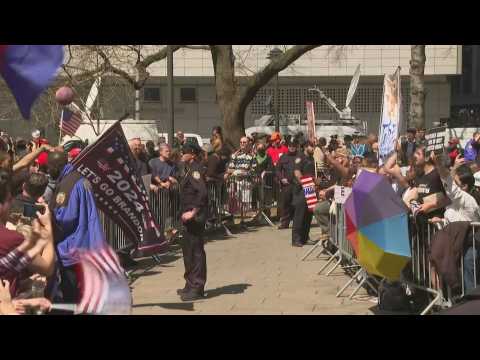 Trump supporters, opponents face off outside New York court