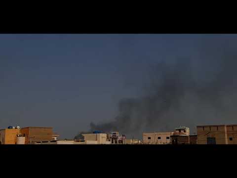 Smoke billows over Khartoum as Sudan battles rage