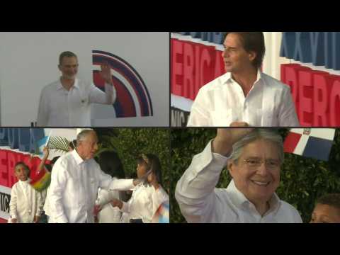 Leaders arrive for Ibero-American Summit's plenary session