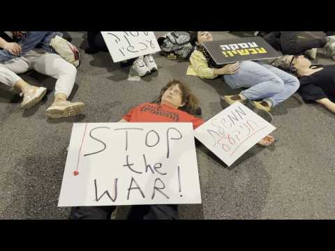 Israelis in Tel Aviv rally for ceasefire deal in Gaza