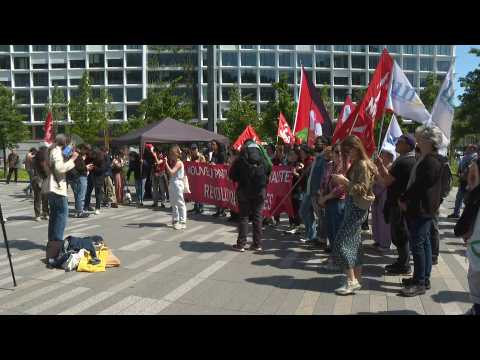 Rally in support of a pro-Palestinian student facing quick trial