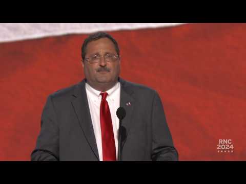 Iowa Republican makes nomination speech as roll call begins