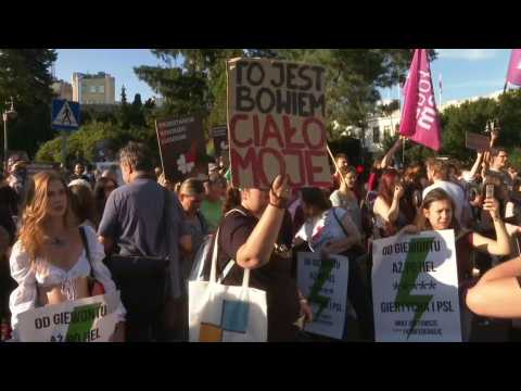 Hundreds protest in Warsaw after parliament rejects bill to decriminalise abortion assistance