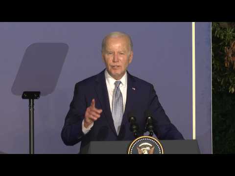 'Ukraine deal shows Putin we're not backing down' says Biden during presser with Zelensky