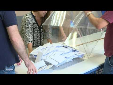 EU elections: Polls close in Athens and ballot counting begins